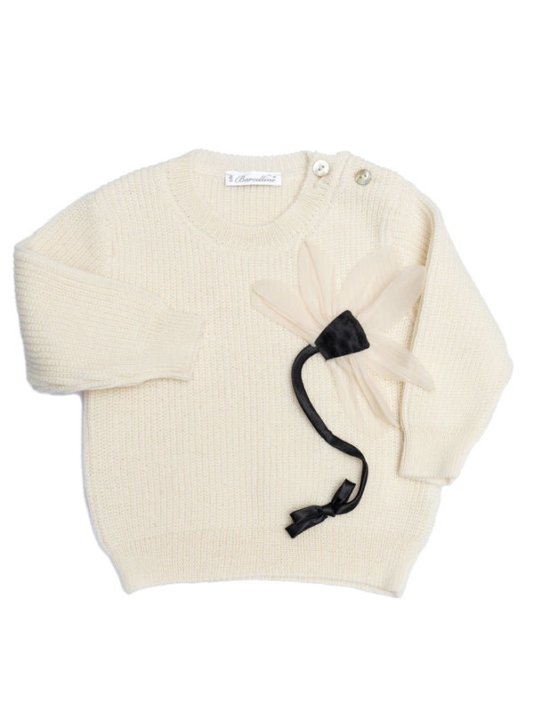 MAGLIA CON FIORE
